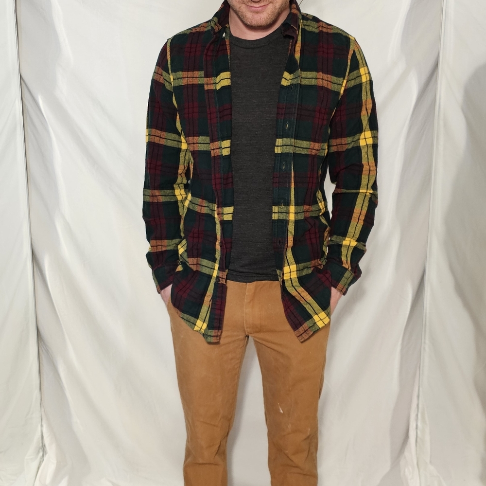 L.L. Bean Medium Tall Slim Fit Plaid Flannel Button Down